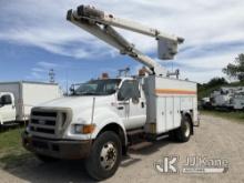 Terex/HiRanger SC42, Over-Center Bucket Truck center mounted on 2006 Ford F750 Utility Truck Runs, M