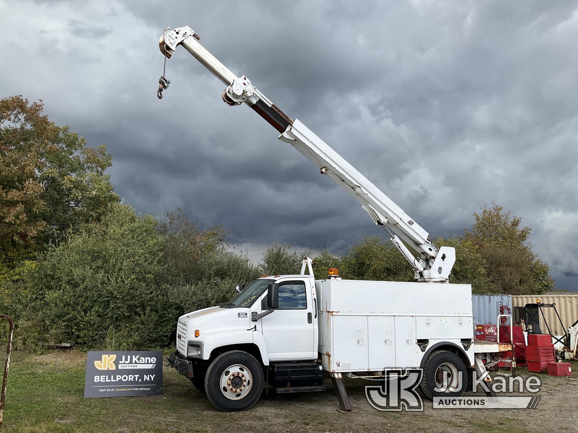 (Bellport, NY) Terex/Telelect XL4050, Digger Derrick corner mounted on 2006 GMC C8500 Utility Truck