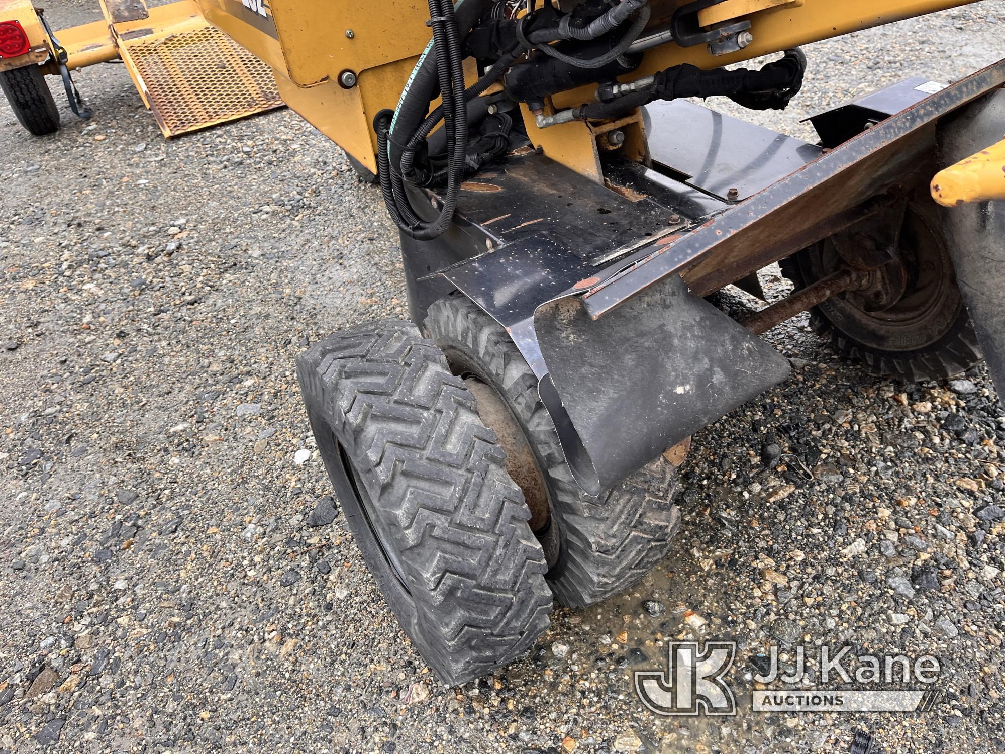 (Shrewsbury, MA) 2014 Vermeer SC292 Stump Grinder No Title) (Runs & Operates