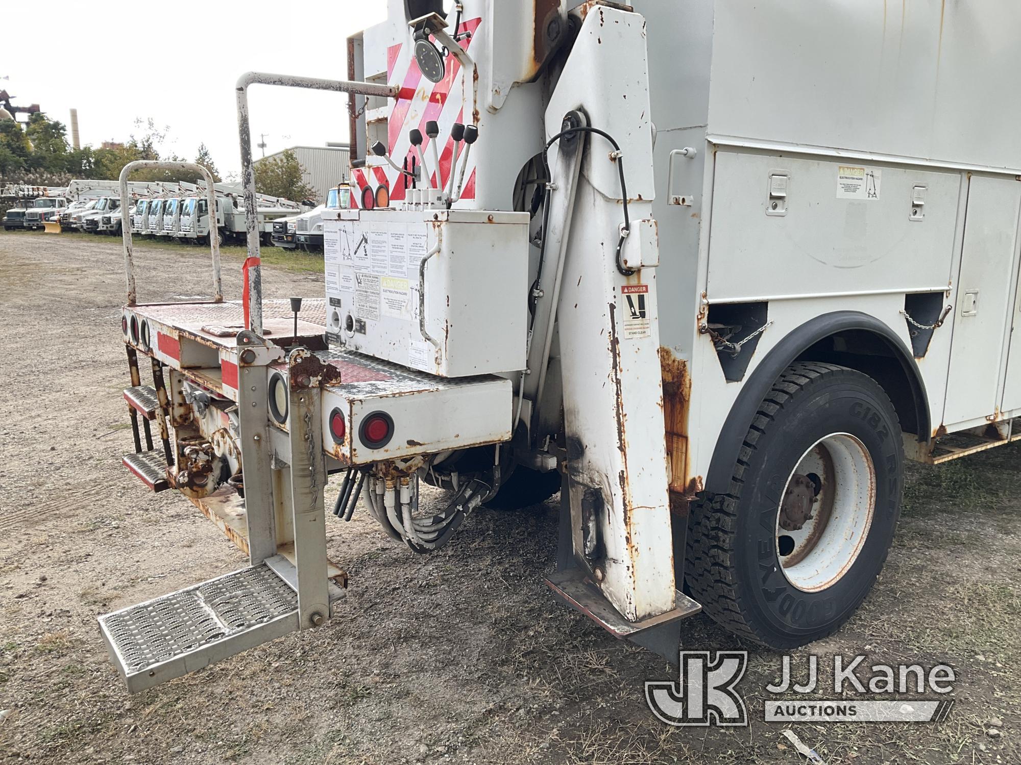 (Bellport, NY) Terex/Telelect XL4050, Digger Derrick corner mounted on 2006 GMC C8500 Utility Truck