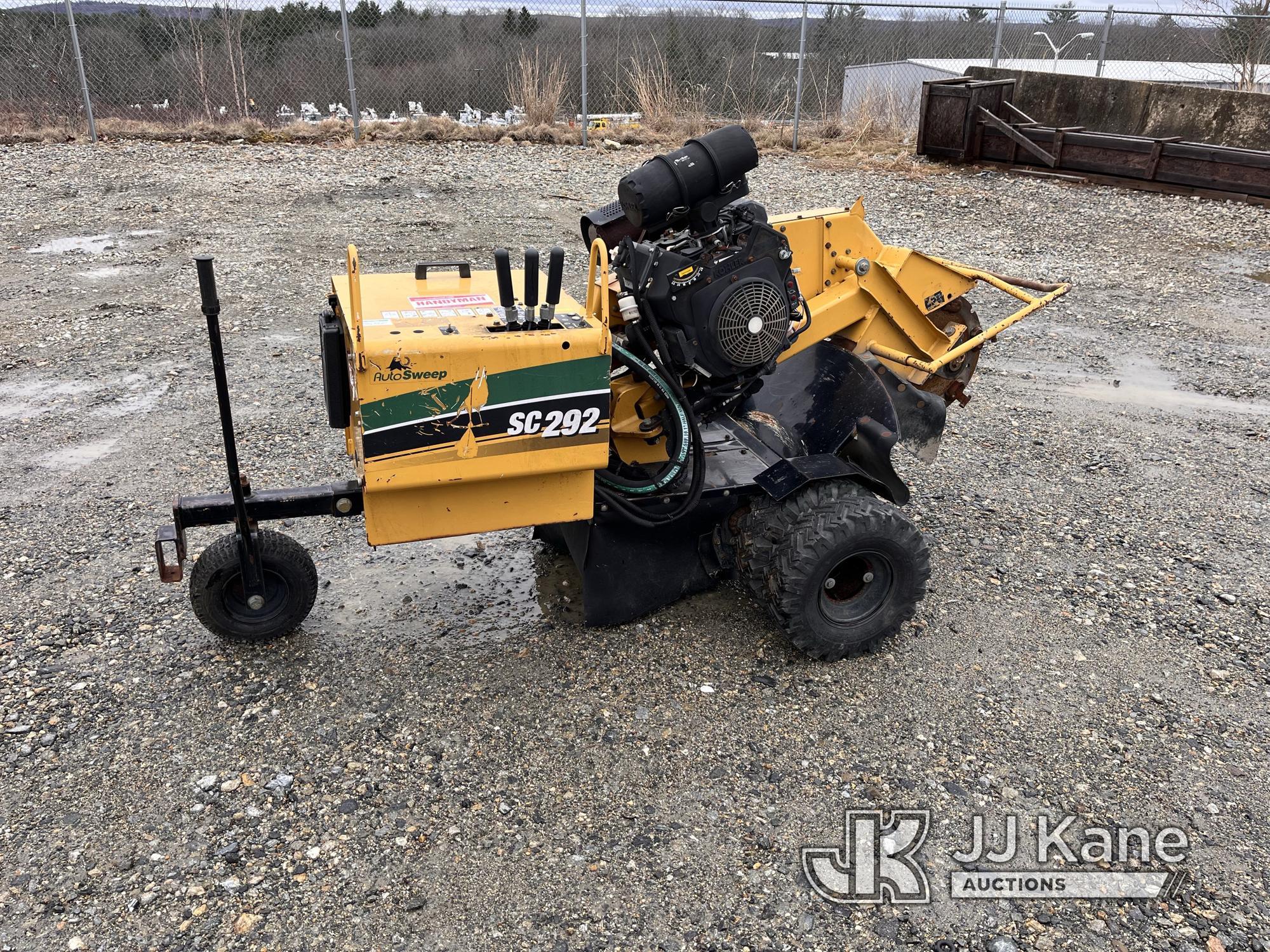 (Shrewsbury, MA) 2014 Vermeer SC292 Stump Grinder No Title) (Runs & Operates