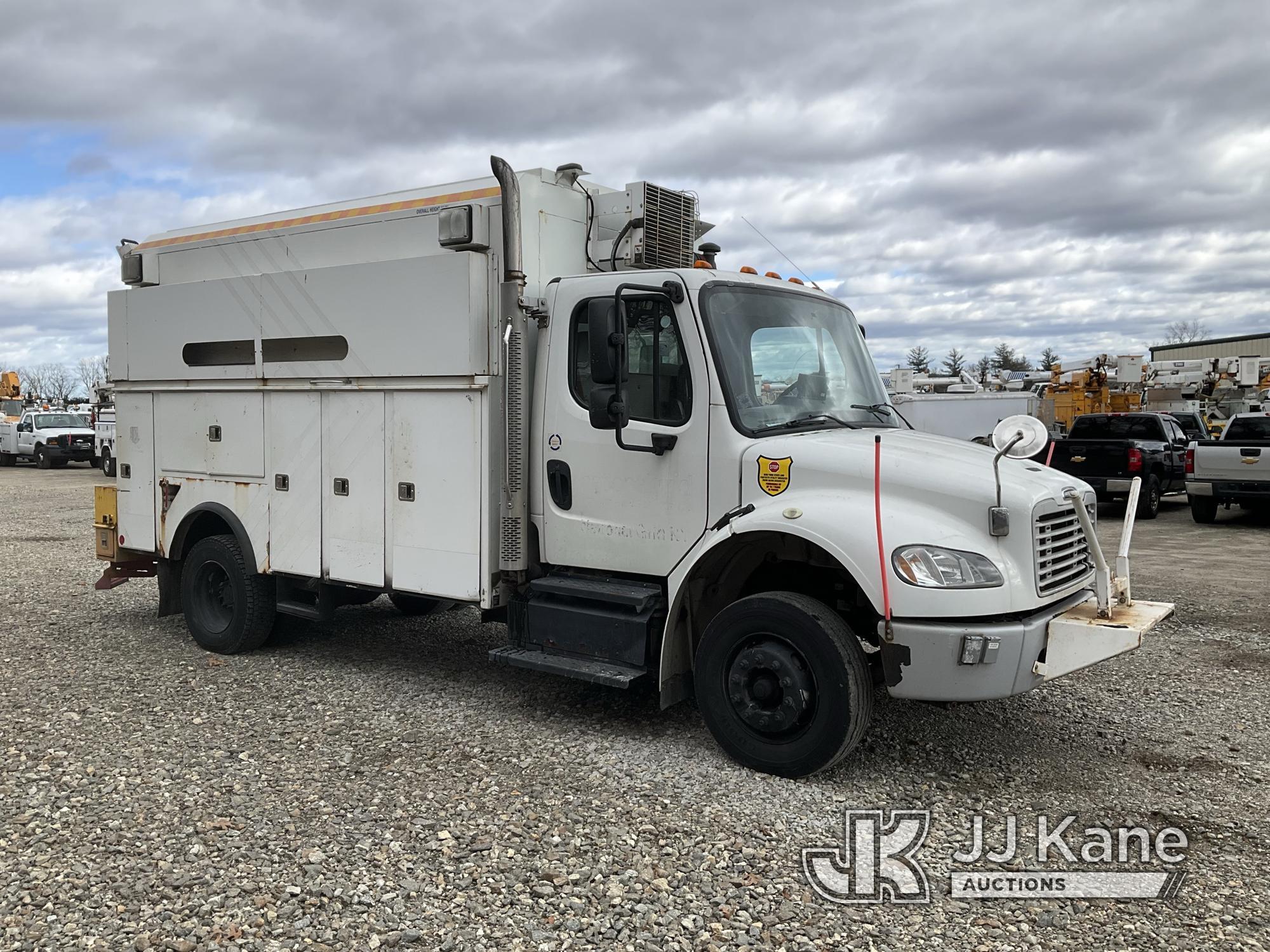 (Shrewsbury, MA) 2014 Freightliner M2 106 Enclosed Utility/Air Compressor Truck Runs & Moves) (Compr