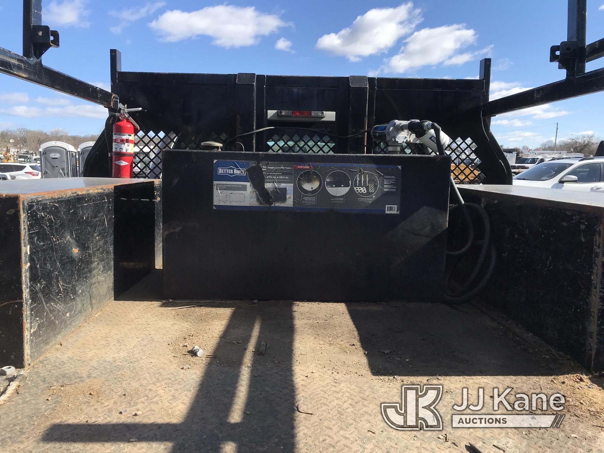 (Plymouth Meeting, PA) 2016 Ford F350 4x4 Crew-Cab Flatbed Truck Runs & Moves, Body & Rust Damage