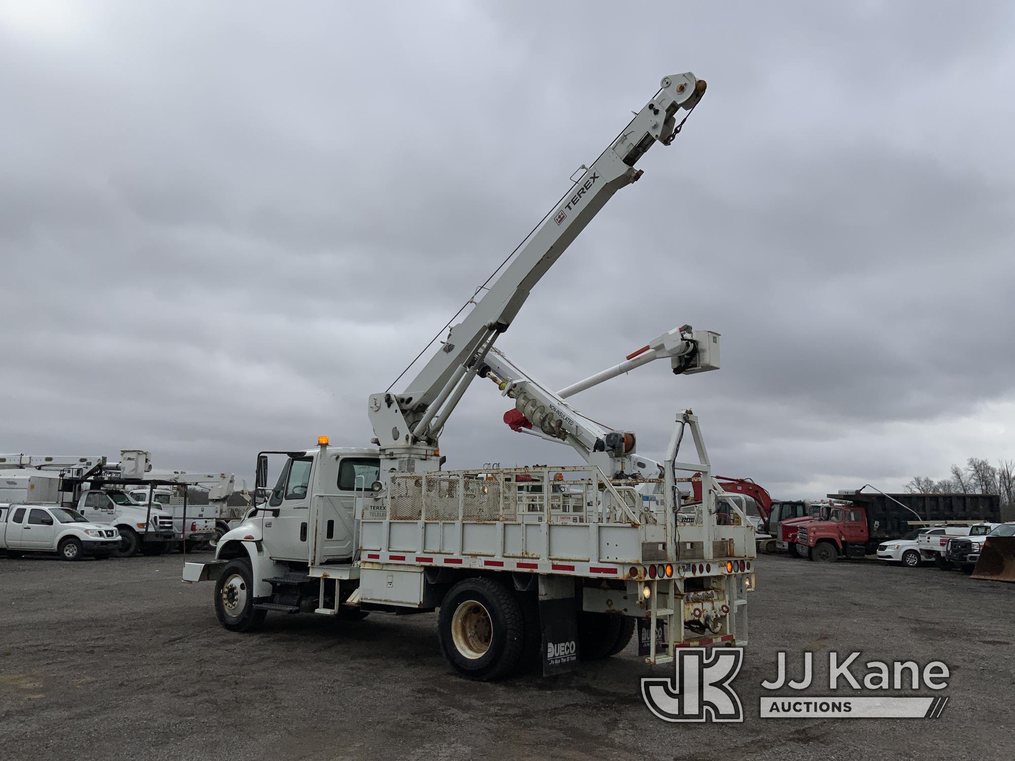 (Ashland, OH) Terex/Telelect Commander 4045, Hydraulic Truck Crane mounted behind cab on 2007 Intern