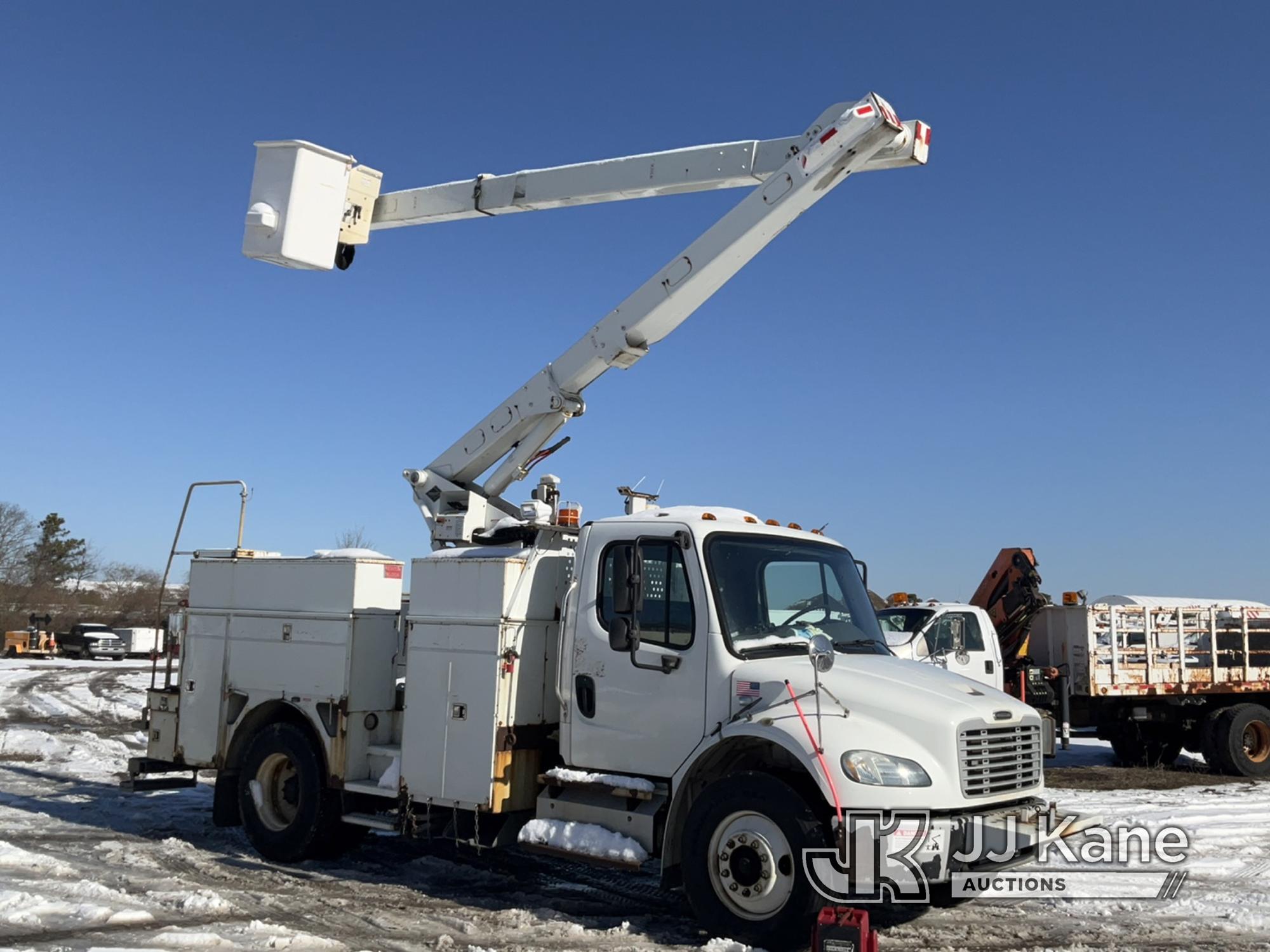 (Bellport, NY) Versalift VO43I, Over-Center Bucket Truck center mounted on 2013 Freightliner M2 106