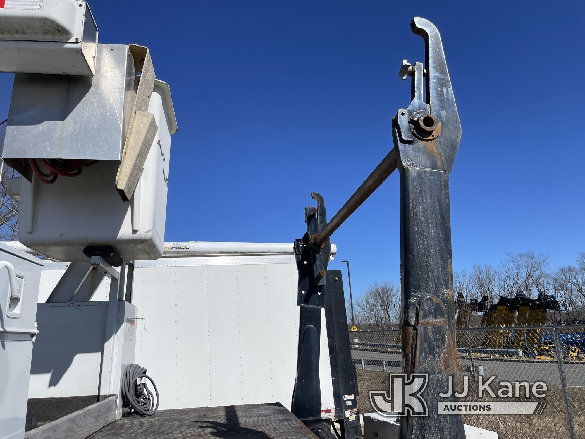 (Shrewsbury, MA) Posi Plus 200-42-A, Bucket Truck rear mounted on 2000 GMC C7500 Utility Truck Not R