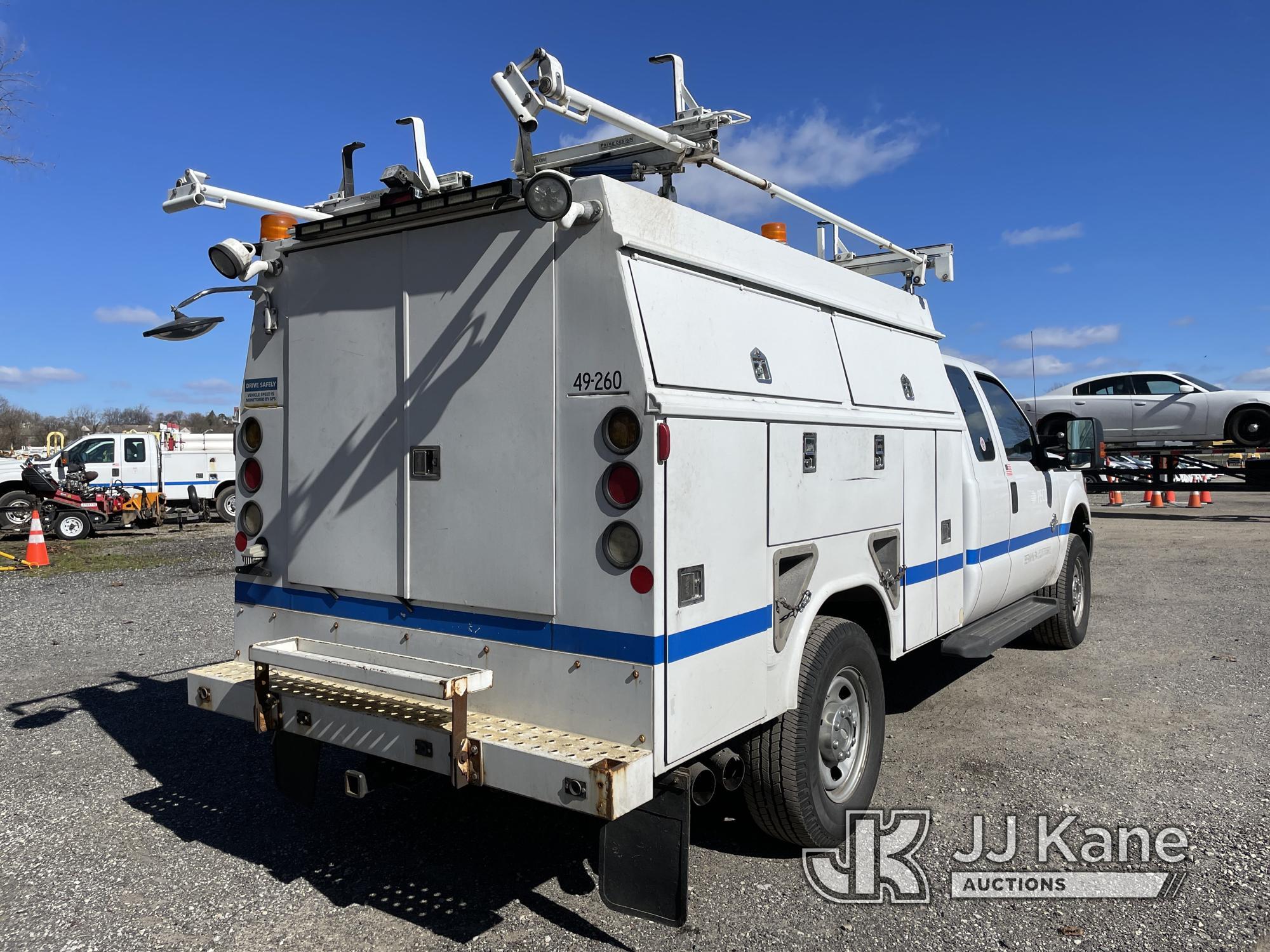 (Plymouth Meeting, PA) 2013 Ford F350 4x4 Extended-Cab Enclosed Service Truck Runs & Moves, Body & R