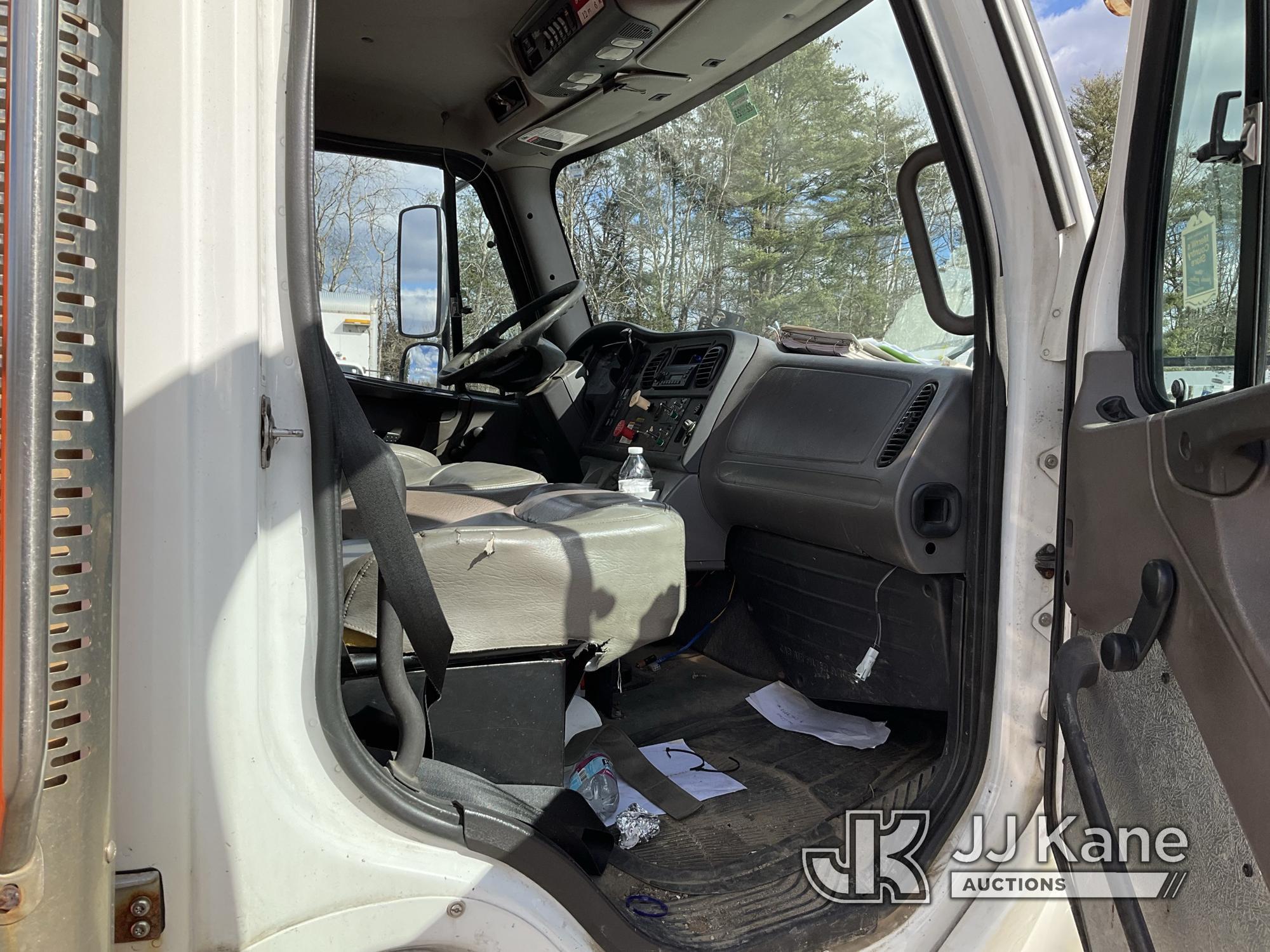 (Wells, ME) Altec AM50-MH, Over-Center Material Handling Bucket Truck rear mounted on 2009 Freightli