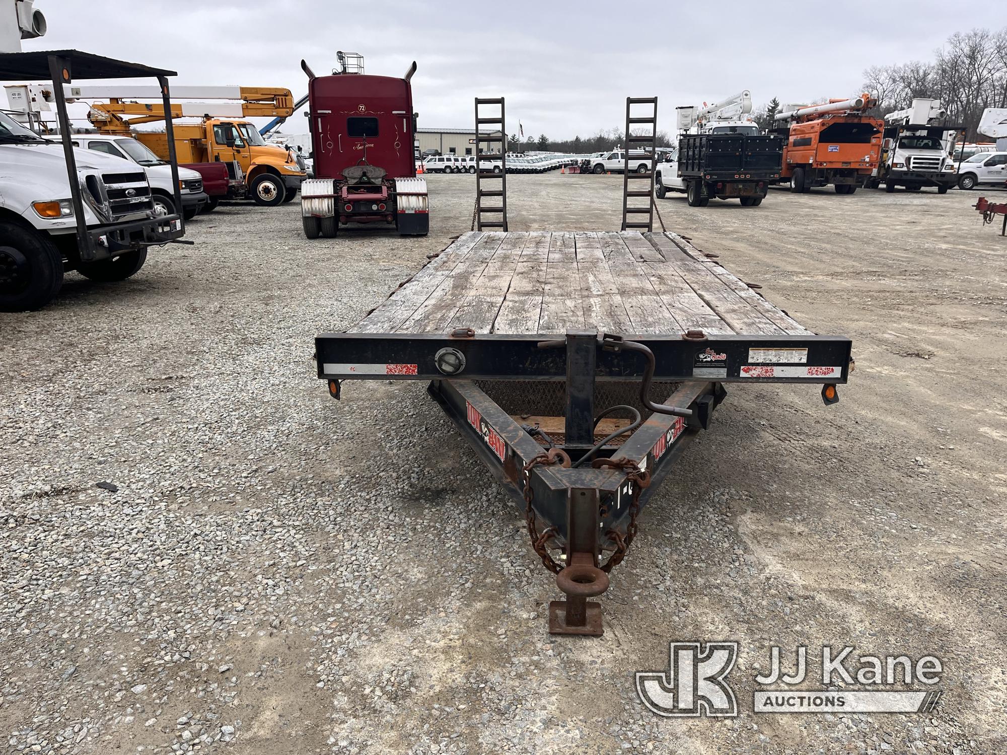 (Shrewsbury, MA) 2014 Tow Bandit T/A Tagalong Deckover Equipment Trailer Rust Damage