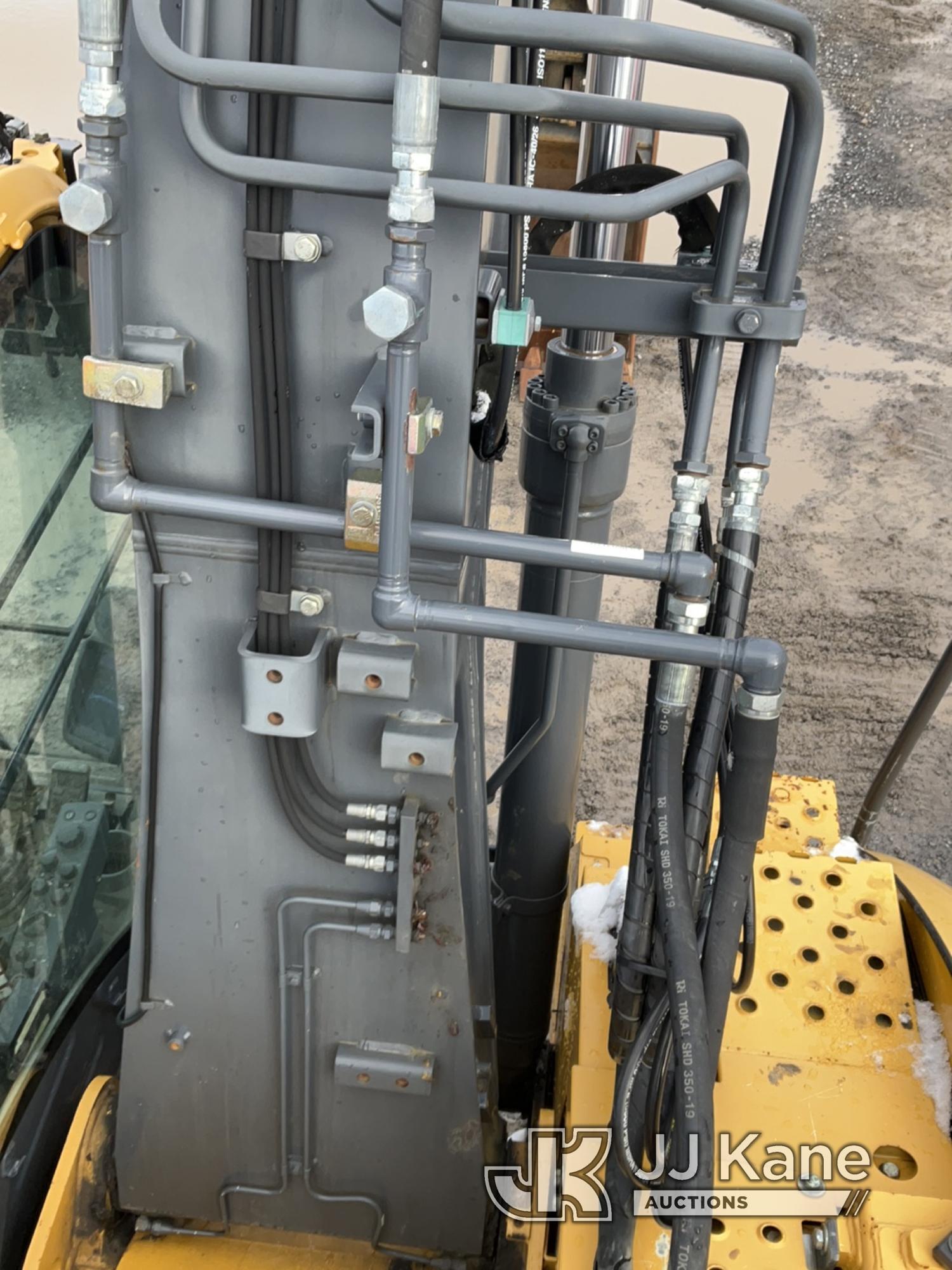 (Rome, NY) 2015 John Deere 135G Hydraulic Excavator Runs, Moves & Operates, Hand Grab Handle Damaged