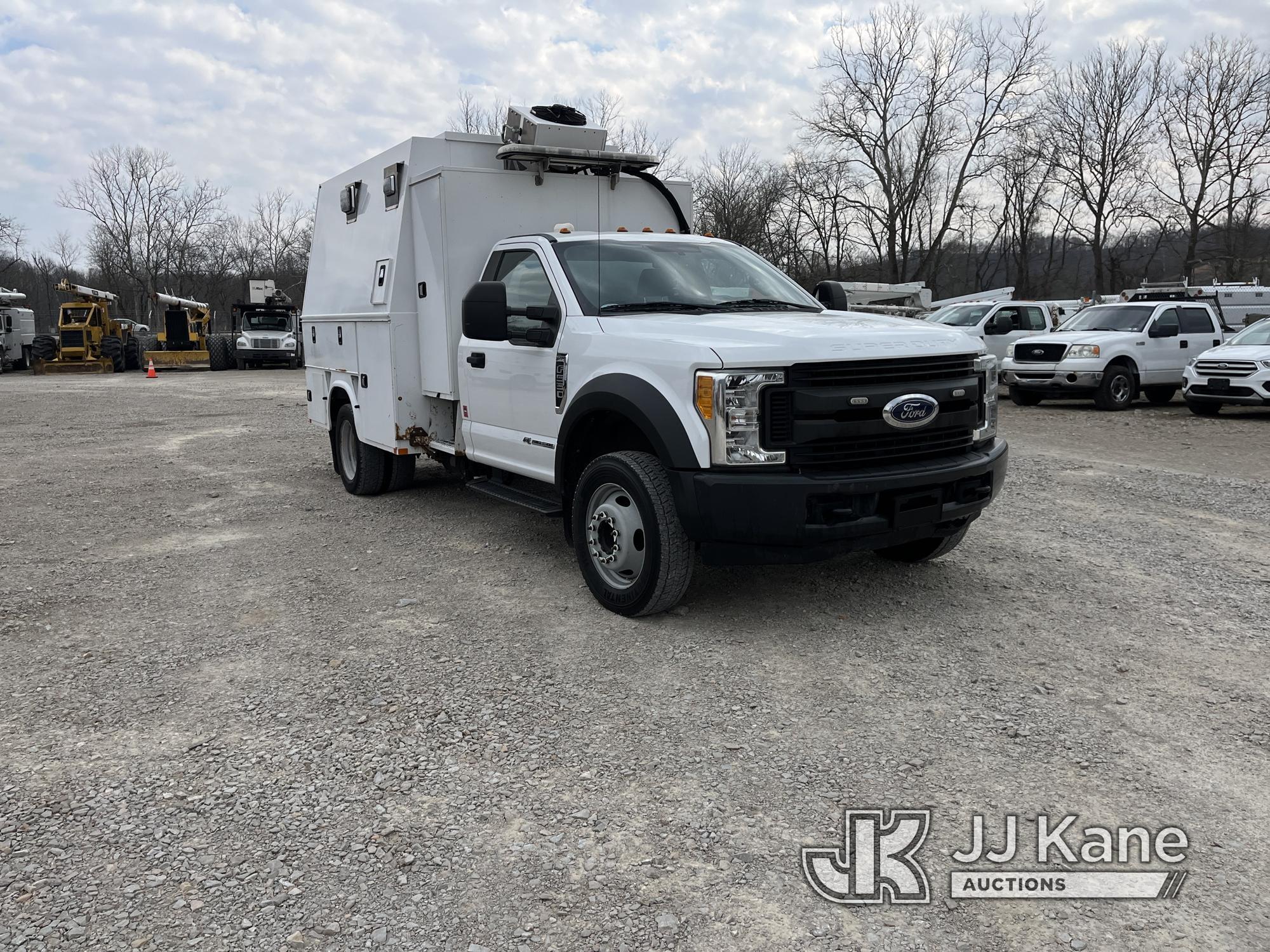 (Smock, PA) 2017 Ford F550 Air Compressor/Enclosed Utility Truck Runs, Moves & Operates, Compressor