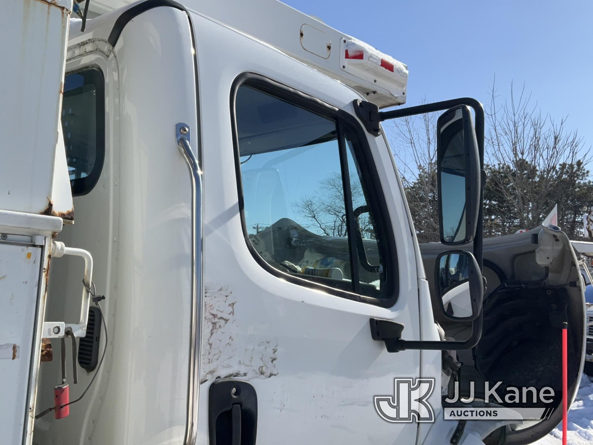 (Bellport, NY) Versalift VO43I, Over-Center Bucket Truck center mounted on 2013 Freightliner M2 106