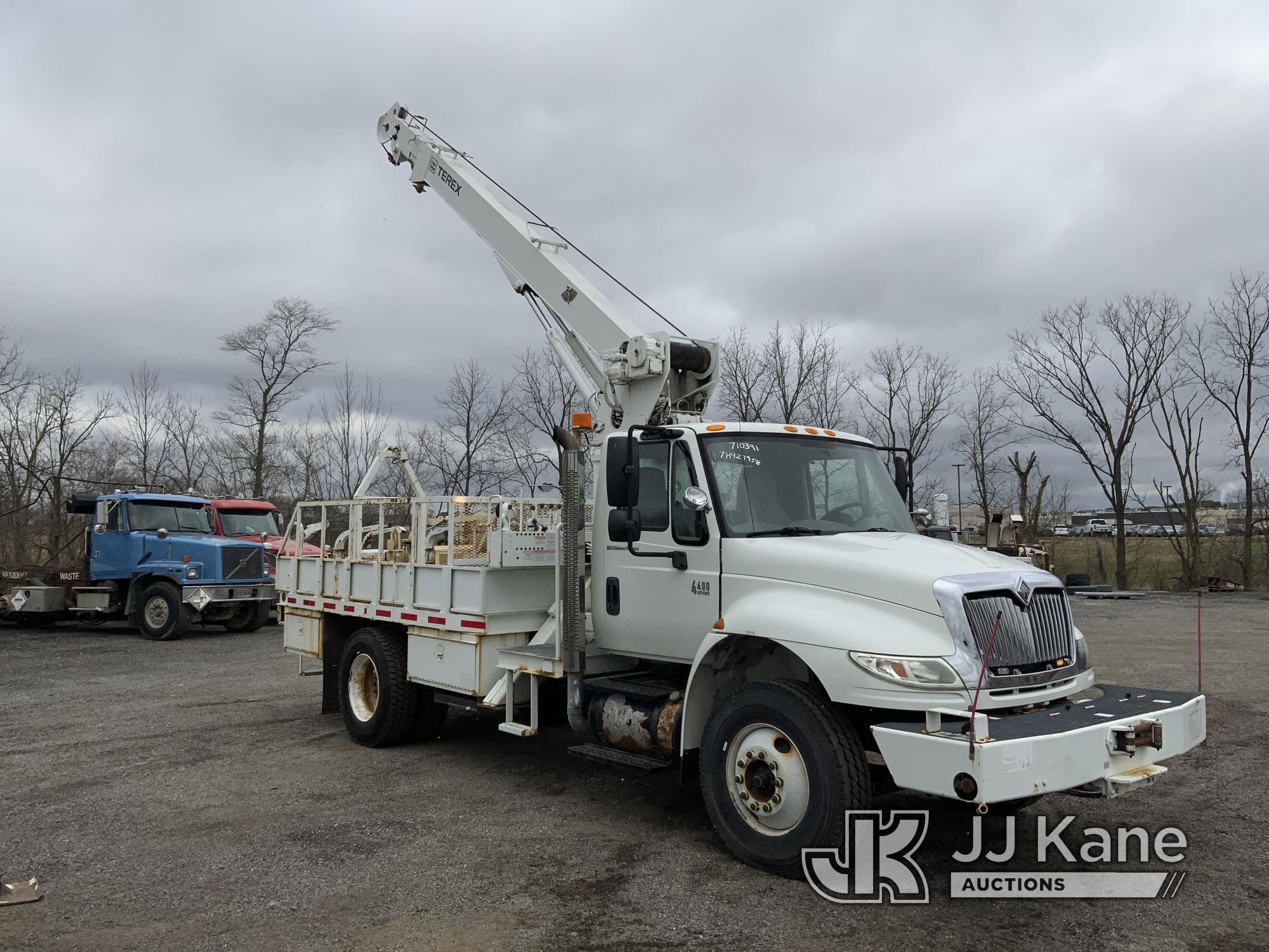 (Ashland, OH) Terex/Telelect Commander 4045, Hydraulic Truck Crane mounted behind cab on 2007 Intern