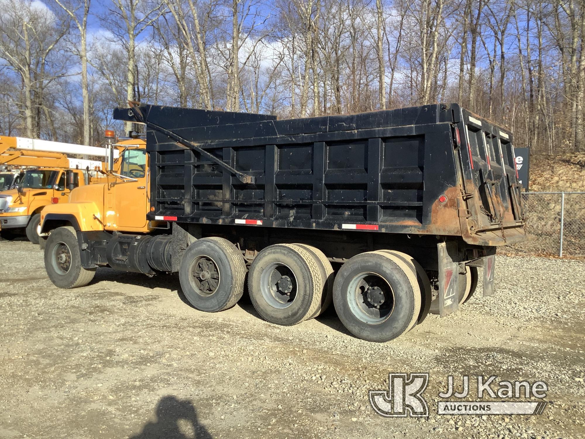 (Shrewsbury, MA) 1999 Mack RD690S T/A Dump Truck Runs, Moves & Dump Operates) (Rust Damage