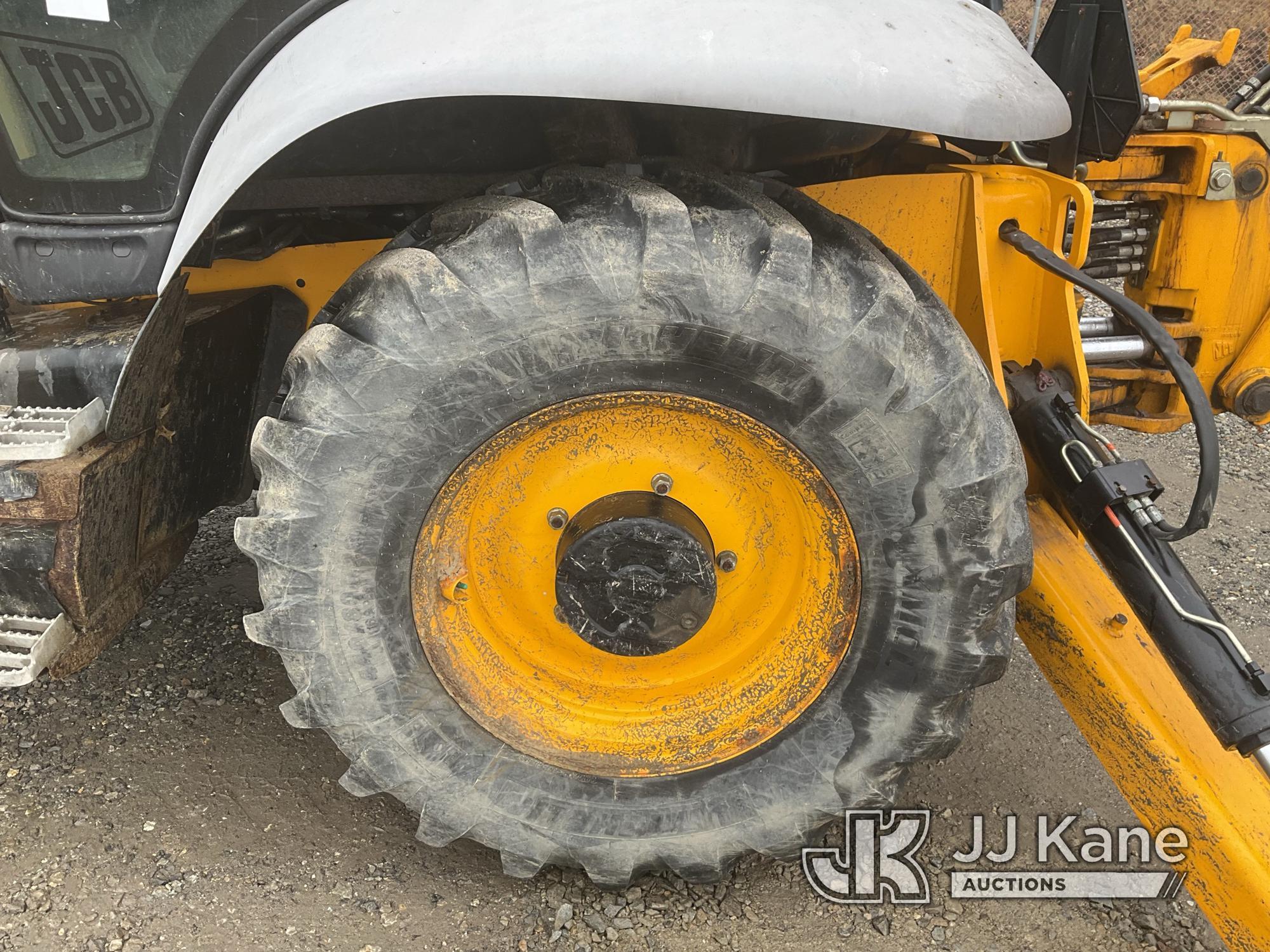 (Shrewsbury, MA) 2016 JCB 3CX-14 4x4 Tractor Loader Backhoe Runs, Moves & Operates) (Damaged Front G