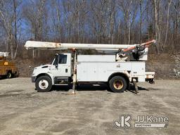 (Shrewsbury, MA) Altec AM855, Over-Center Material Handling Bucket Truck mounted on 2007 Internation