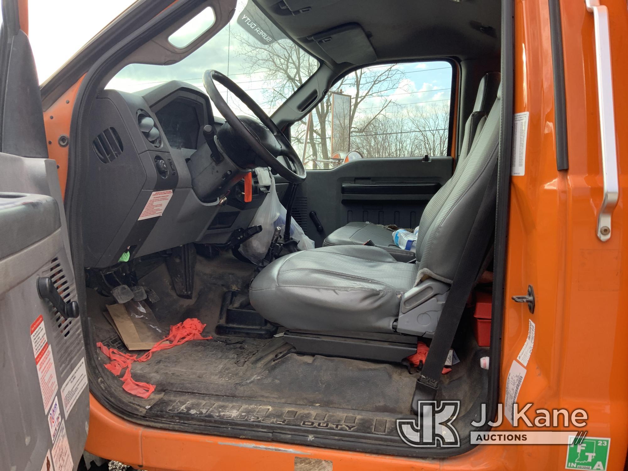 (Fort Wayne, IN) 2013 Ford F750 Chipper Dump Truck Runs & Moves) (Dump Inop, Service Engine Lights O