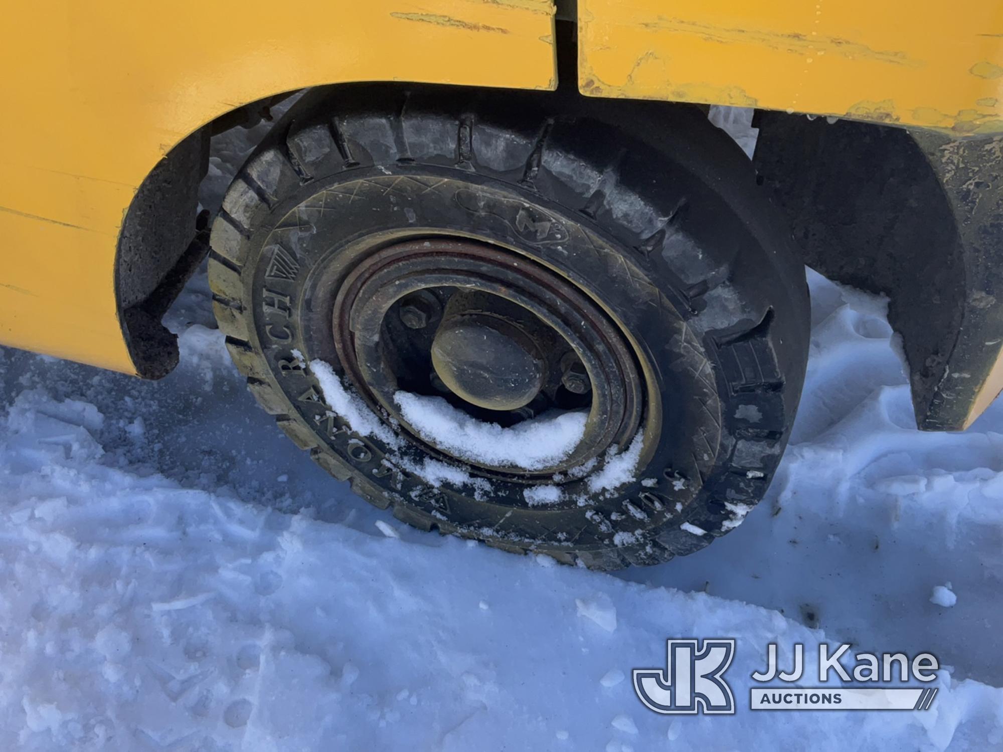 (Rome, NY) 2013 Hyster H40FTS Cushion Tired Forklift Runs & Operates, LPG Tank Not In Sale