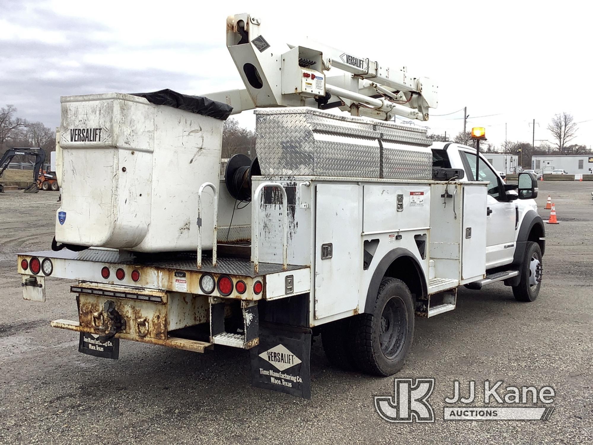 (Plymouth Meeting, PA) Versalift SST40EIH-01, Articulating & Telescopic Bucket Truck mounted on 2017