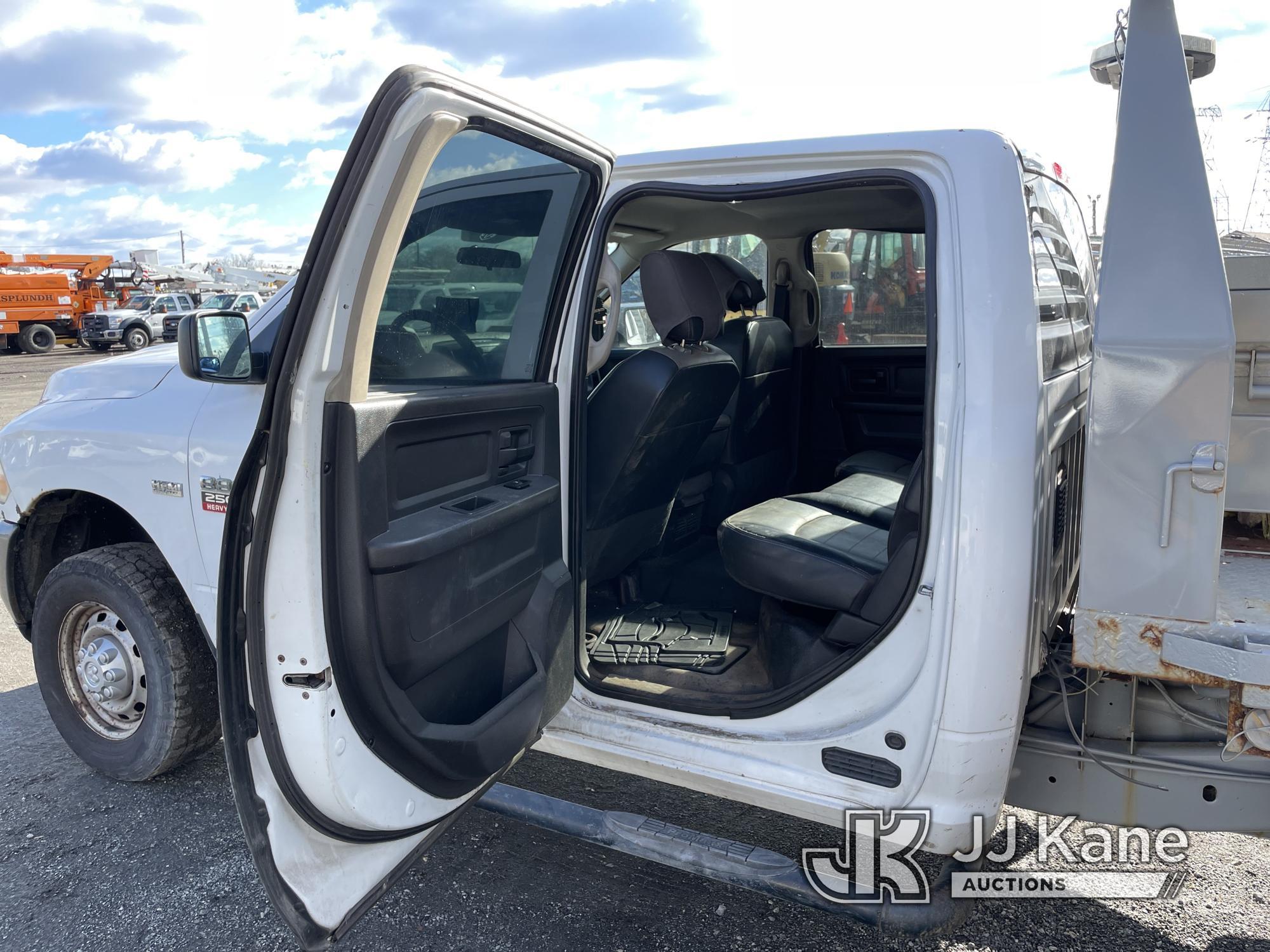 (Plymouth Meeting, PA) 2011 Dodge RAM 2500 Crew-Cab Flatbed Truck, . Runs & Moves, Body & Rust Damag