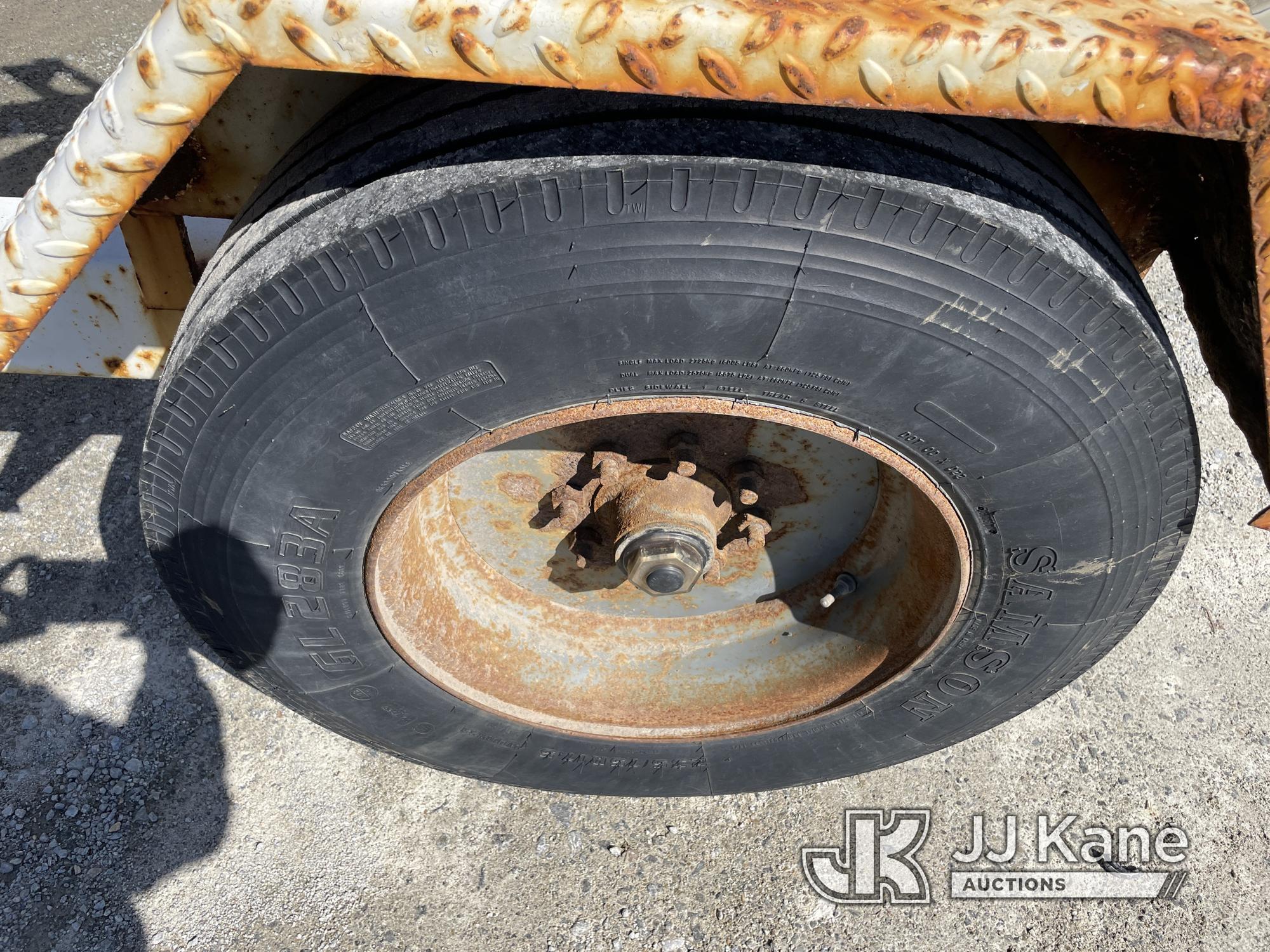 (Shrewsbury, MA) 2000 Brindle BRT90 Reel Trailer Rust Damage