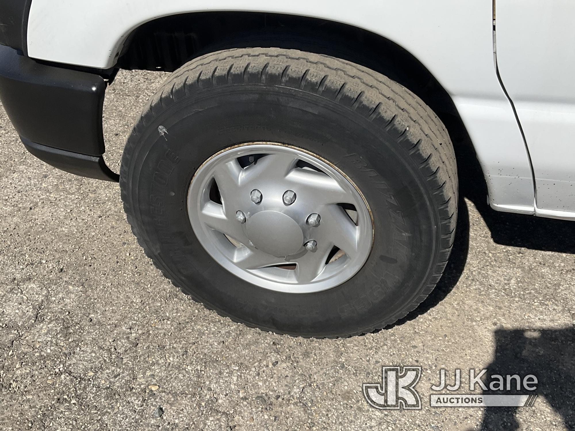 (Plymouth Meeting, PA) ETI ETT29-SNV, Telescopic Non-Insulated Bucket Van mounted on 2008 Ford E350