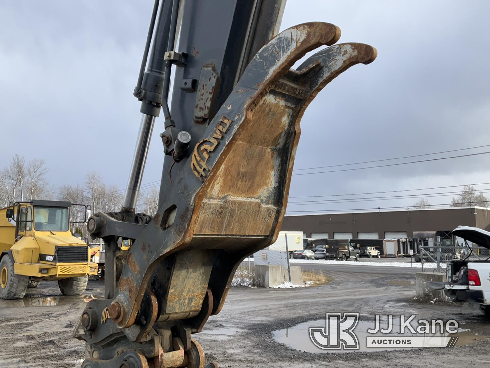 (Rome, NY) 2015 John Deere 135G Hydraulic Excavator Runs, Moves & Operates, Hand Grab Handle Damaged