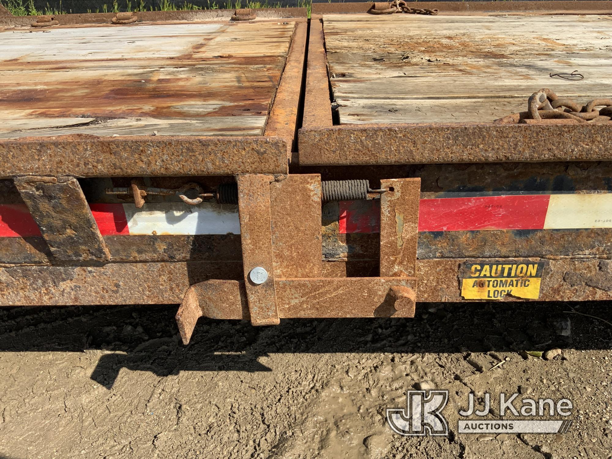 (Charlotte, MI) 2012 Redi Haul FSL1627E-102 T/A Tilt Deck Tagalong Equipment Trailer