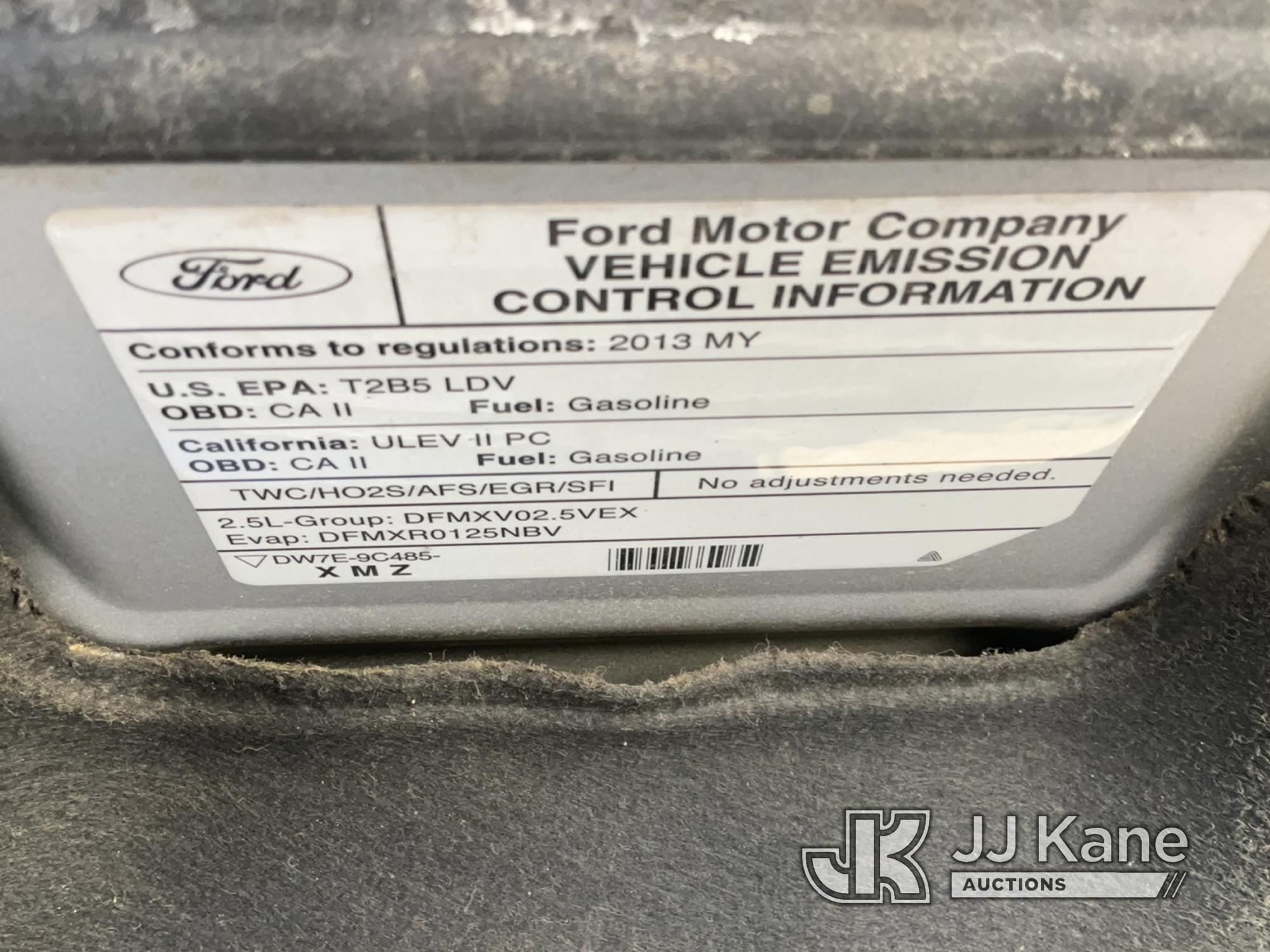 (Jurupa Valley, CA) 2013 Ford Fusion 4-Door Sedan Runs & Moves