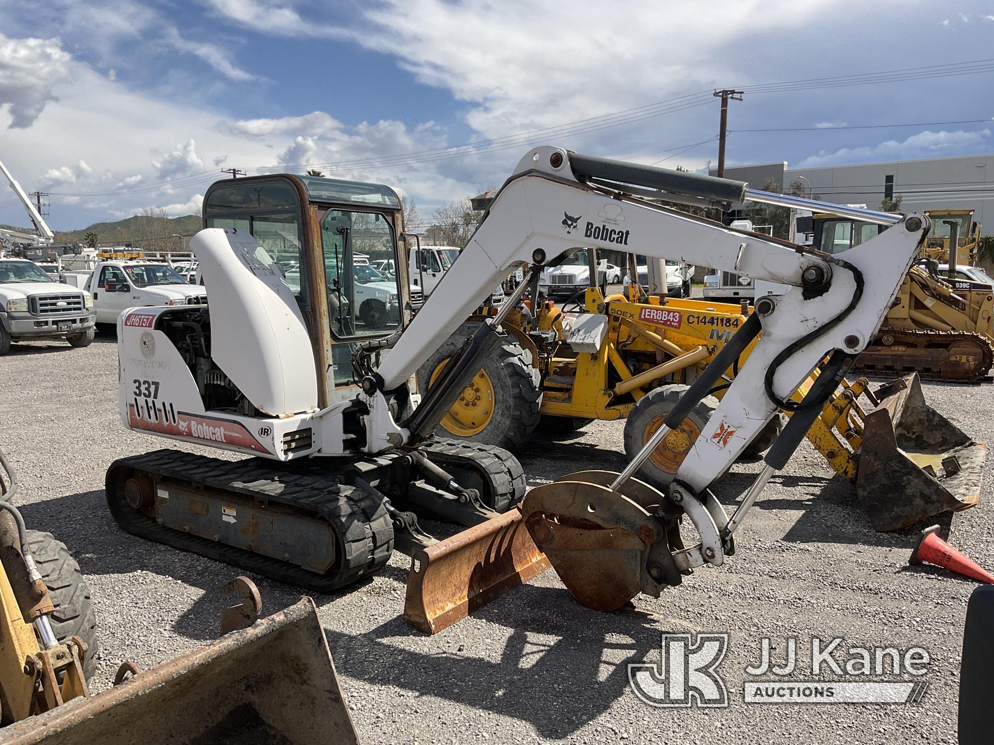 (Jurupa Valley, CA) 2003 Bobcat 337 Mini Hydraulic Excavator Runs & Moves