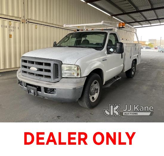 (Jurupa Valley, CA) 2005 Ford F350 Service Truck Runs & Moves, Lifter Tick