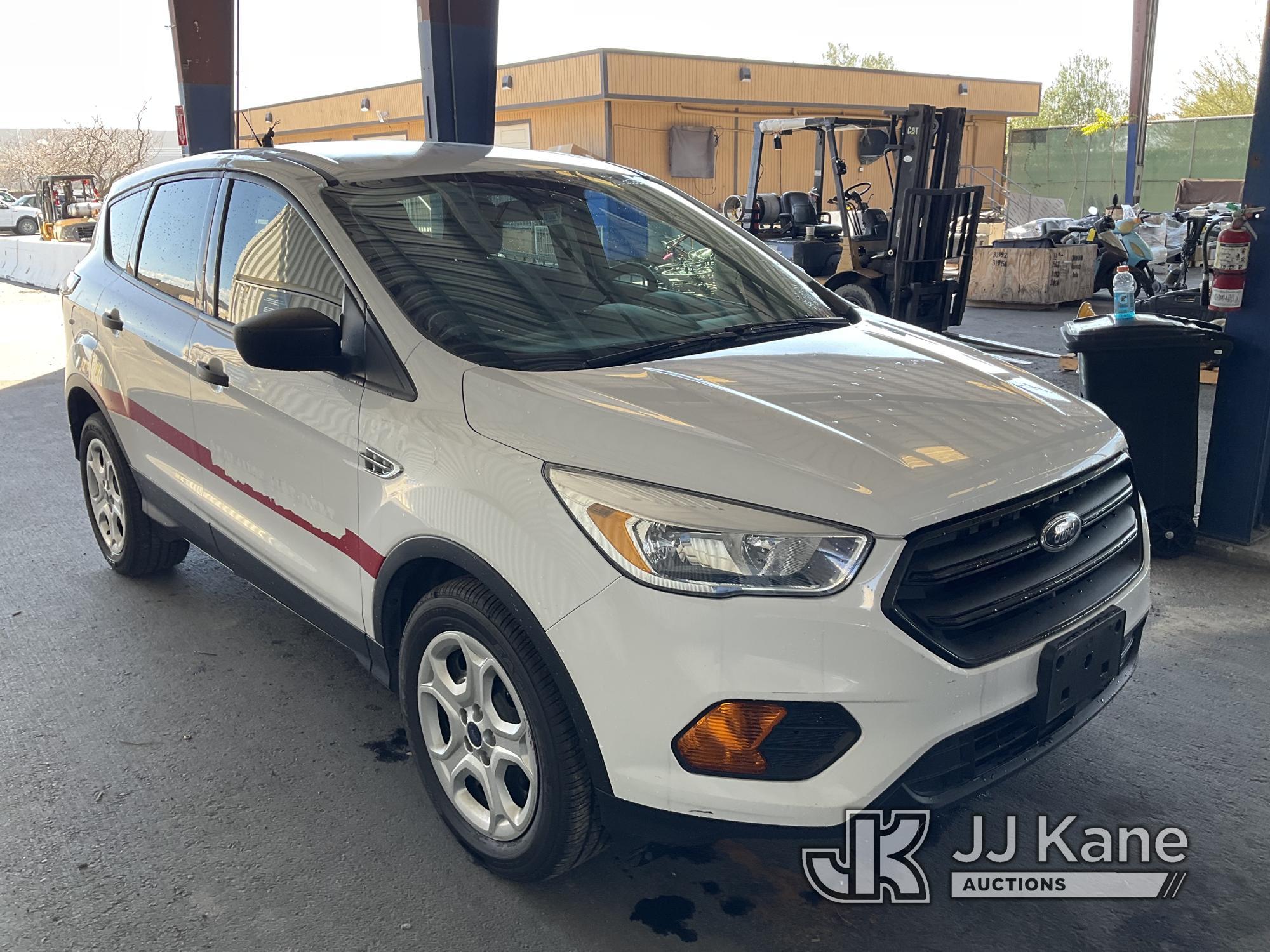 (Jurupa Valley, CA) 2017 Ford Escape Sport Utility Vehicle Runs & Moves