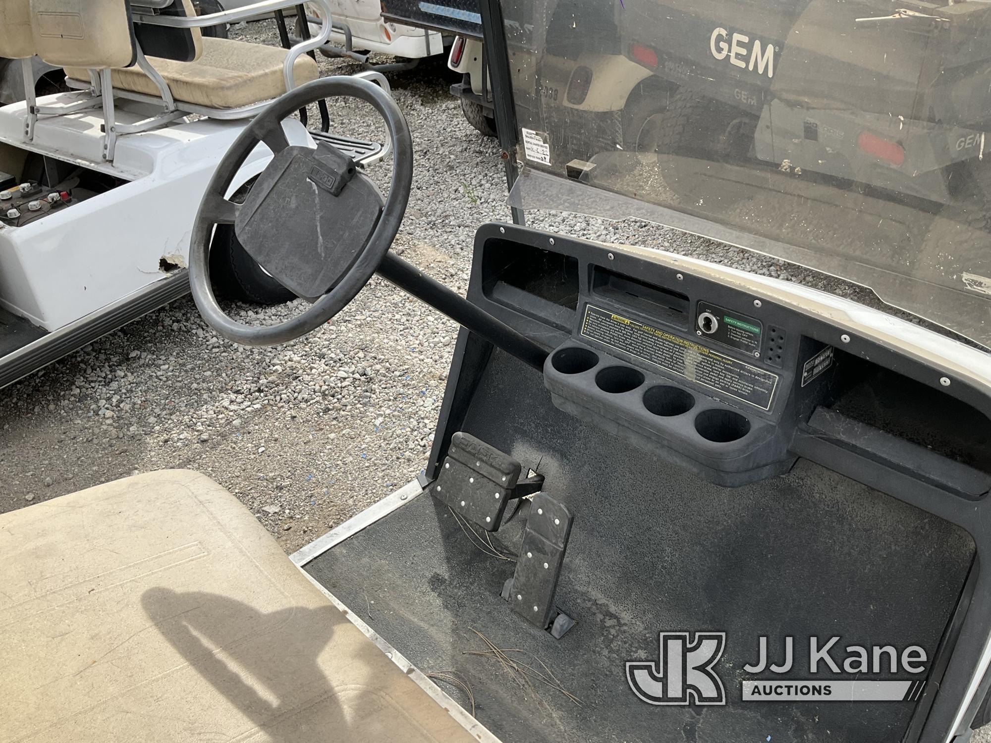 (Jurupa Valley, CA) 1994 EZ-Go Golf Cart Not Running, Missing Keys, Bill of Sale Only