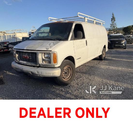 (Jurupa Valley, CA) 2000 GMC Savana G3500 Extended Cargo Van Not Running Missing Battery