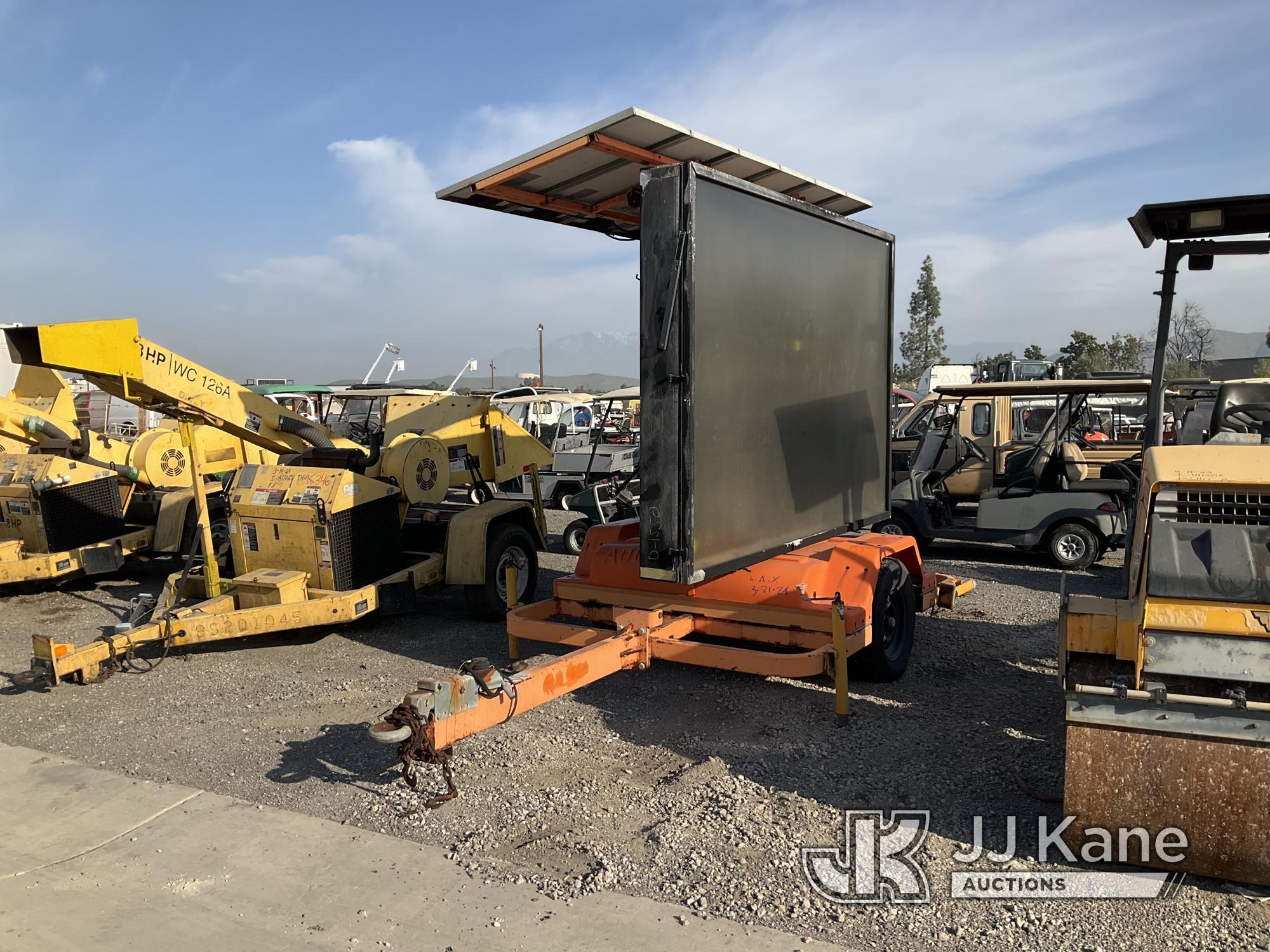 (Jurupa Valley, CA) 2000 Unknown Message Sign Portable Message Board, DH 1200 MESSAGE BOARD Does Not