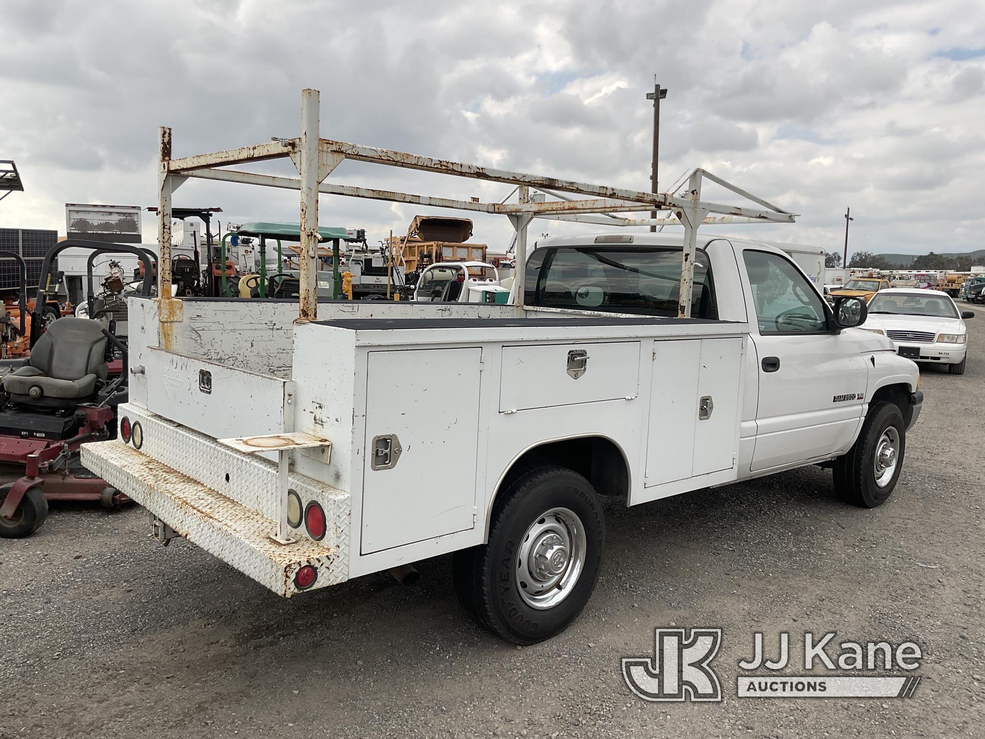 (Jurupa Valley, CA) 2002 Dodge 2500 Service Truck Not Running, Engine Turns Over