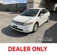 2007 HONDA CIVIC 4-Door Sedan Runs & Moves, CNG Tank Expired: 10/2021