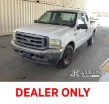 2004 Ford F250 Pickup Truck Runs & Moves, Missing Tail Light , Paint Damage