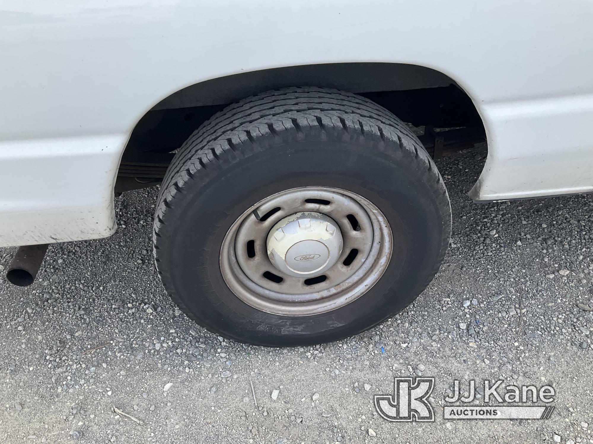 (Jurupa Valley, CA) 2006 Ford Econoline Cargo Van Runs & Moves, Starter Engages in Neutral