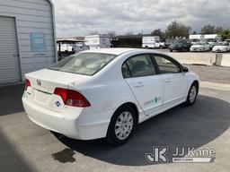 (Jurupa Valley, CA) 2006 HONDA CIVIC 4-Door Sedan Runs & Moves, CNG Tank Expired: 4/2021