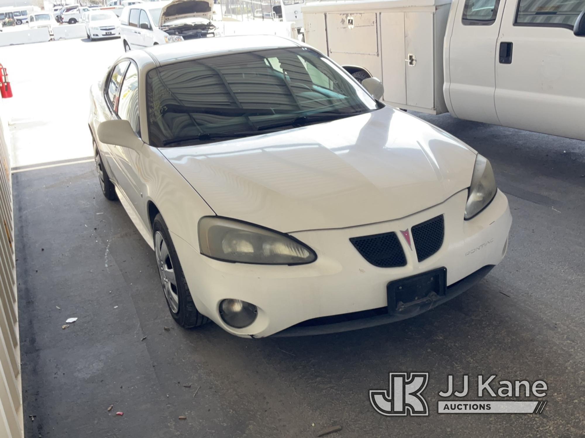 (Jurupa Valley, CA) 2006 Pontiac Grand Prix 4-Door Sedan Runs & Moves