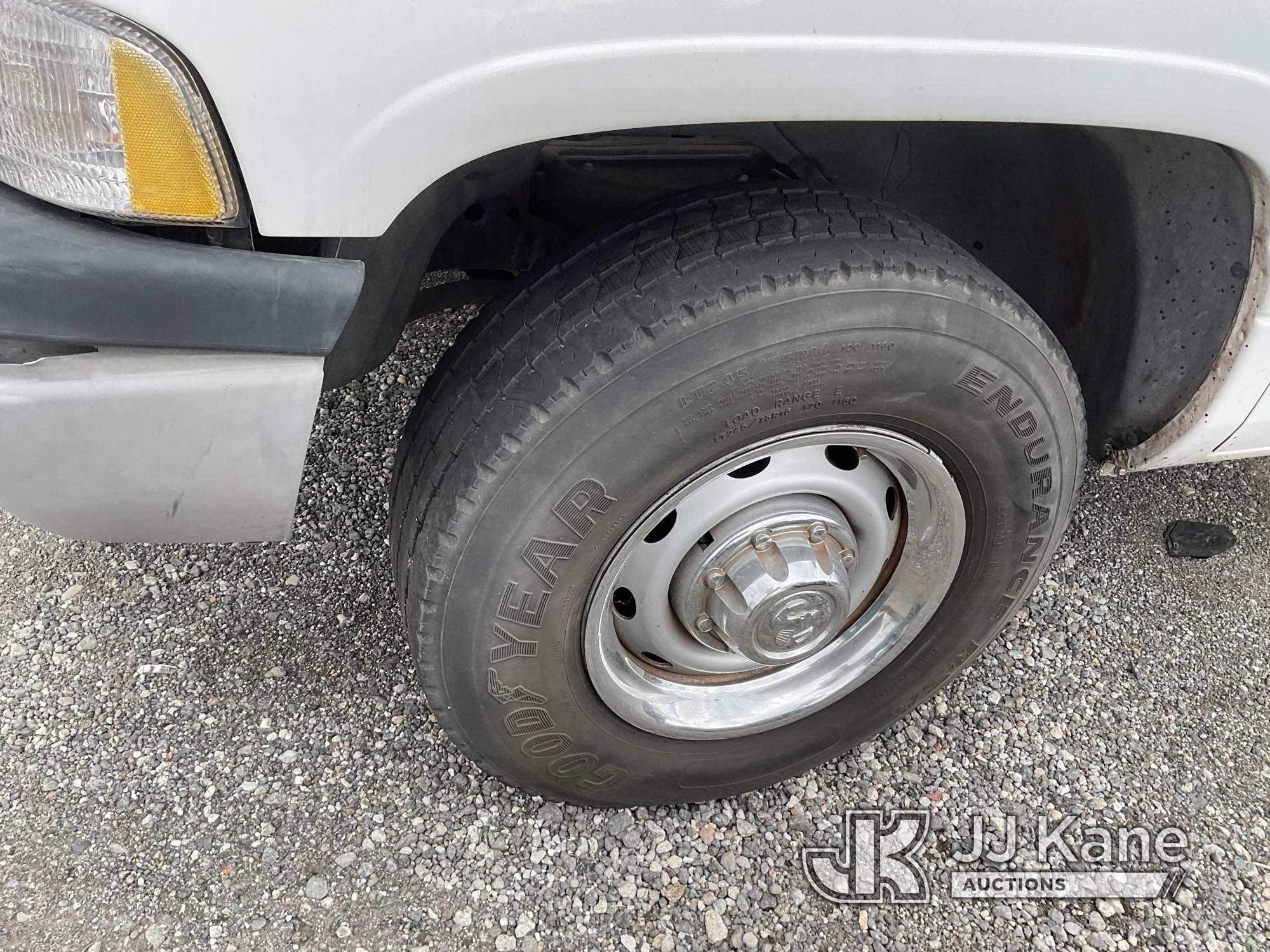 (Jurupa Valley, CA) 2002 Dodge 2500 Service Truck Not Running, Engine Turns Over