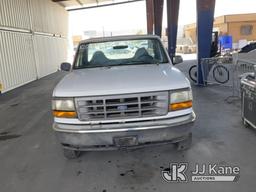 (Jurupa Valley, CA) 1996 Ford F-250 Regular Cab Pickup 2-DR Runs & Moves, Check Engine Light Is On ,