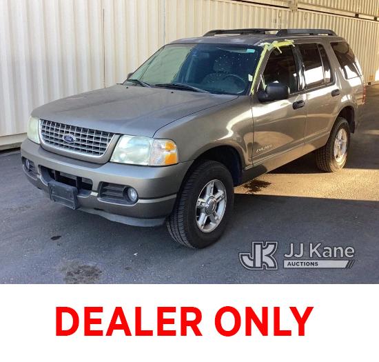 (Jurupa Valley, CA) 2005 FORD EXPLORER 4-Door Sport Utility Vehicle Runs & Moves, Traction Light On,