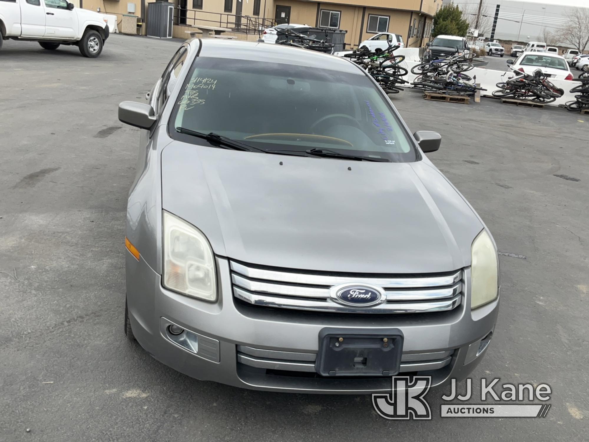 (Jurupa Valley, CA) 2008 Ford Fusion 4-Door Sedan Runs & Moves