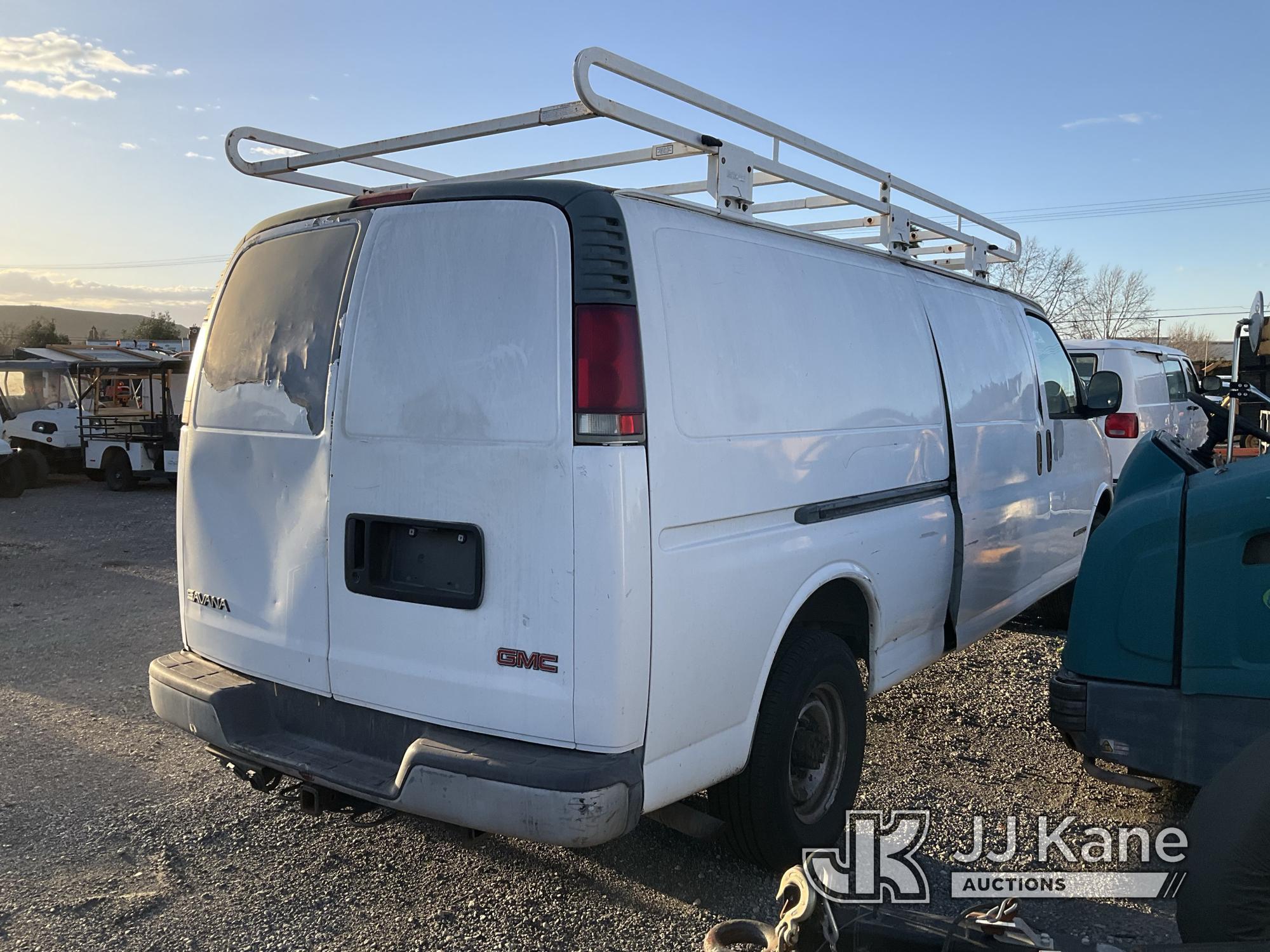 (Jurupa Valley, CA) 2000 GMC Savana G3500 Extended Cargo Van Not Running Missing Battery