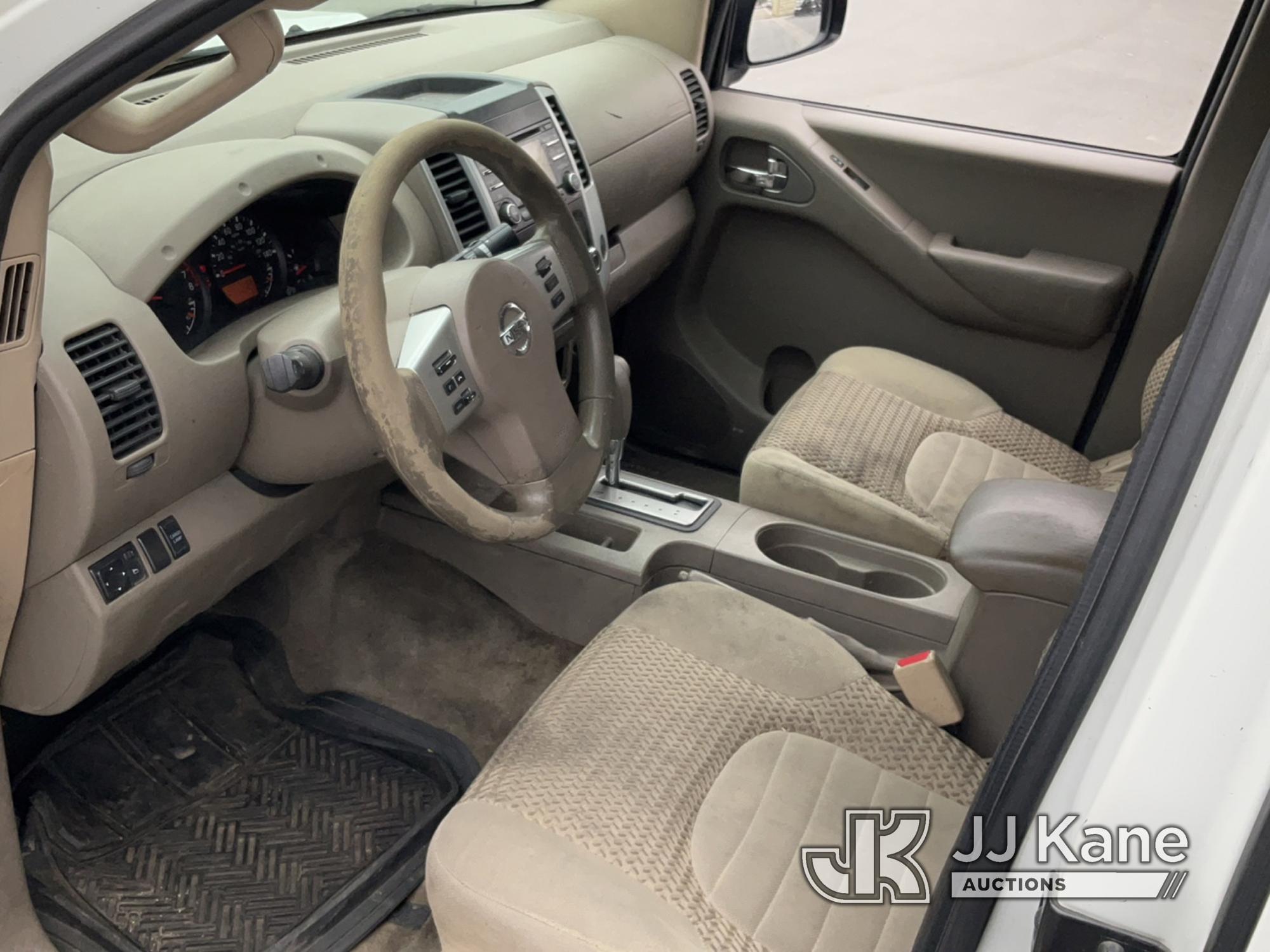 (Jurupa Valley, CA) 2014 Nissan Frontier Extended-Cab Pickup Truck Runs & Moves, Air Bag Light Is On