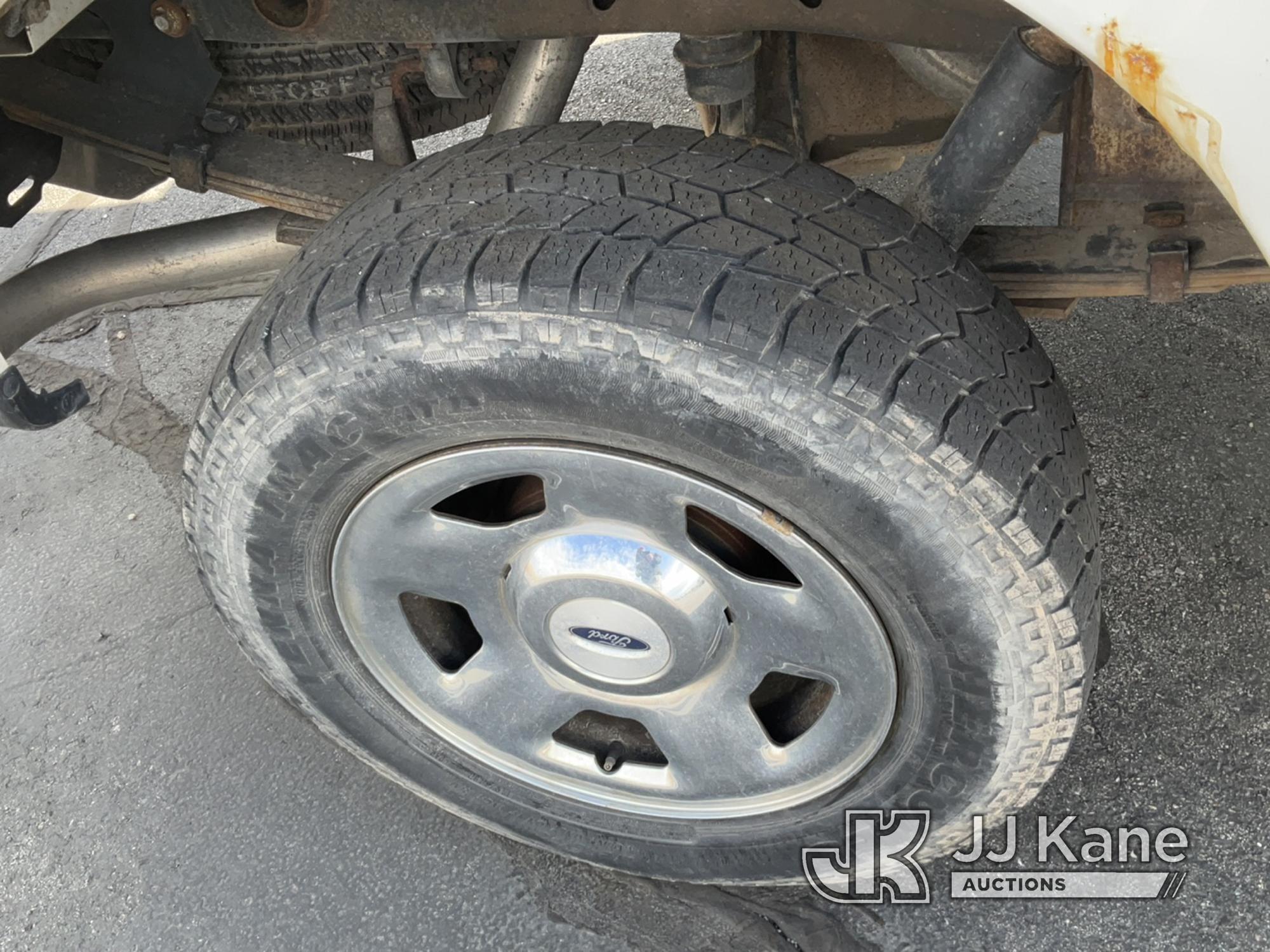 (Salt Lake City, UT) 2005 Ford F150 4x4 Pickup Truck Runs & Moves