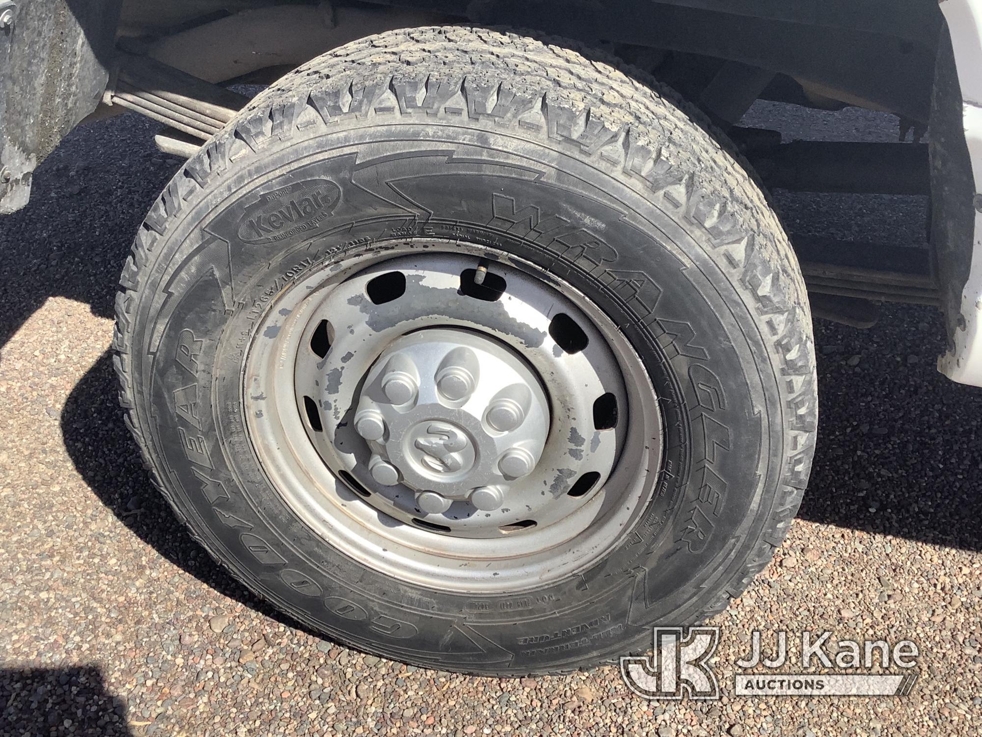 (Phoenix, AZ) 2012 RAM 2500 4x4 Pickup Truck Runs & Moves) (Body Damage