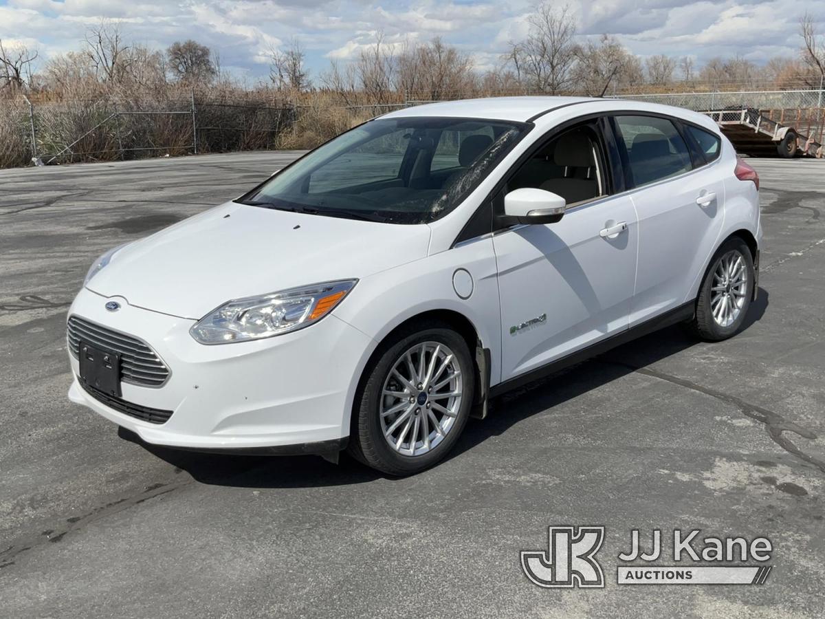 (Salt Lake City, UT) 2015 Ford Focus 4-Door Hatch Back Runs & Moves